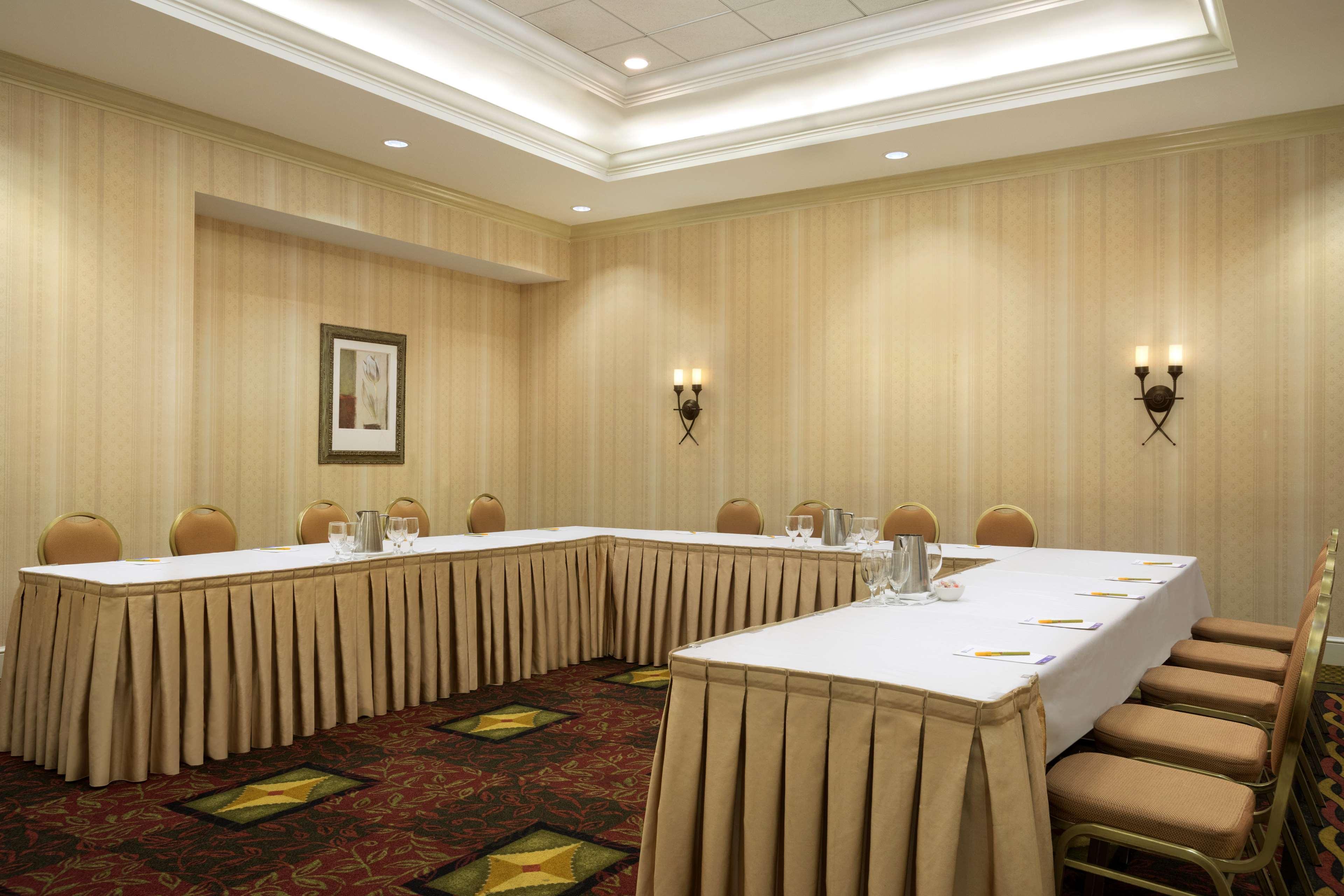 Hilton Garden Inn Toronto/Vaughan Zewnętrze zdjęcie